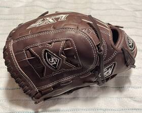 Wtllxlf1712 Louisville Slugger 887768498108 New Lxt 12 Inch Fast Pitch Softball Glove Lht Left Wtllxlf1712 Louisville Slugger 887768498108 New Lxt 12 Inch Fast Pitch Softball Glove Lht Left