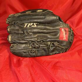 Cgtps-3 Louisville Slugger Black Tps Cgtps -3 Baseball Softball Glove Leather Rht Right Cgtps-3 Louisville Slugger Black Tps Cgtps -3 Baseball Softball Glove Leather Rht Right