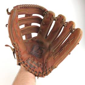 G125-5dp Louisville Slugger Leather Baseball Glove Rh Japan 125 Series Softball G125-5dp Louisville Slugger Leather Baseball Glove Rh Japan 125 Series Softball
