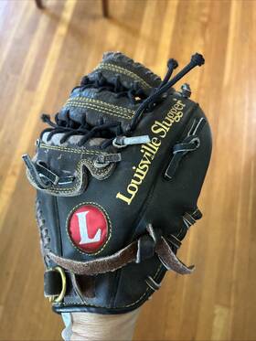 Gb1000 Louisville Slugger Pro Series Rht Baseball Glove Mitt Youth 10 Inch Right Thr Gb1000 Louisville Slugger Pro Series Rht Baseball Glove Mitt Youth 10 Inch Right Thr