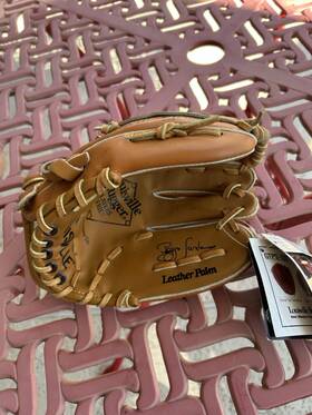 Hbg44 Louisville Slugger Baseball Glove Leather Palm Reggie Sanders 10 Inch Nwt Rt Hbg44 Louisville Slugger Baseball Glove Leather Palm Reggie Sanders 10 Inch Nwt Rt