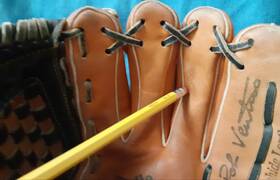 Hbg28 Louisville Slugger Hgb28 Baseball Glove Mitt 12-inch Rht Robin Ventura Used