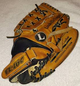 Lf1275m Louisville Slugger Glove Professional Patten 12.75 Inch Rht R Hand Thrower Lf1275m Louisville Slugger Glove Professional Patten 12.75 Inch Rht R Hand Thrower