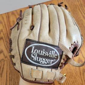 Ls1000pw Louisville Slugger Youth Baseball Glove 10 Inch Rht Professional Pattern