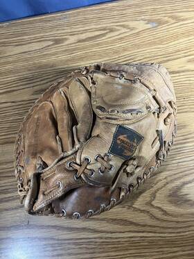 Lsc200 Louisville Slugger Hillerich And Bradsby Vintage Catchers Mitt