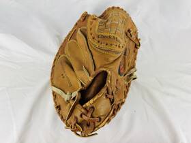 Lsc202t Louisville Slugger Field General Catchers Mitt Check Mate Right Handed Lsc202t Louisville Slugger Field General Catchers Mitt Check Mate Right Handed