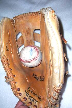 Lsg6 Louisville Slugger Lsg 6 Big Louie 13 Inch Leather Softball Baseball Glove Rht