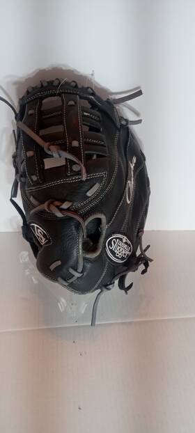 Omlb17bm13 Louisville Slugger Omaha Left Hander First Base Glove