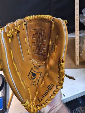 Pp800 Louisville Slugger Baseball Glove Lht Leather 12.75 Inches