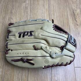 Tps1300h Louisville Slugger 13 Inch Softball Glove Right Hand Throw Genuine Leather Tps1300h Louisville Slugger 13 Inch Softball Glove Right Hand Throw Genuine Leather