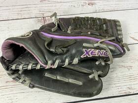 Xnbkg-1200 Louisville Slugger Xeno Series Fastpitch Softball Glove Black Purple