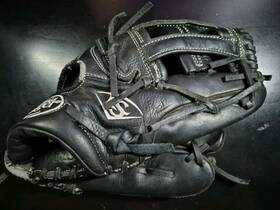 Louisville Slugger Xnrf171175 Xeno Series Xnrf17175 12.5 Fastpitch Softball Glove Black Rht