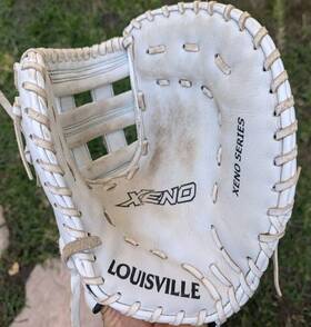 Xnrf19bm Louisville Slugger Xeno Series Baseball Softball 1st Base Glove 13 Inch Rht Xnrf19bm Louisville Slugger Xeno Series Baseball Softball 1st Base Glove 13 Inch Rht