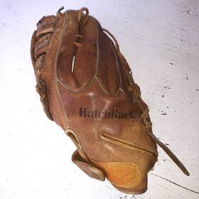 Mg65f Macgregor Vtg Lht Baseball Softball Glove 12 Inch Deep Grip Hatchback Left