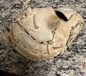 As37s1 Marucci Ascension Series 12.5 In First Base Mitt