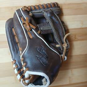 Kr43a4 Marucci Krewe Series Left Handed 11.5 Baseball Glove