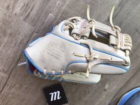 Mfg2cp44a2-cm Marucci Mfg2cp44a2-cm/cb-rh Capitol M Type 11.75 Inch Mfg2cp44a2-cm/cb Baseball Glove - Pre-owned Mfg2cp44a2-cm Marucci Mfg2cp44a2-cm/cb-rh Capitol M Type 11.75 Inch Mfg2cp44a2-cm/cb Baseball Glove - Pre-owned