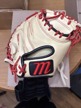 235c1 Marucci Sports Lightly Used Blonde 33.5 Inch Baseball Catchers Mitt Not Broken In