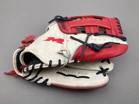 135-wsn Miken Softball Glove Pro 13.5 Inch Rht Right Handed Mit