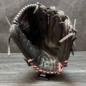 Gmvp1259 Mizuno 041969949559 Gmvp 1259 Pink And Black Leather Softball Glove 12.5 Inch Rht Mitt