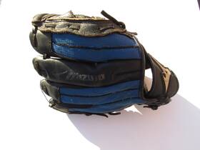 1050y3rx Mizuno Prospect Power Close 10.5 Inch Youth Baseball Glove Right Hand Throw 1050y3rx Mizuno Prospect Power Close 10.5 Inch Youth Baseball Glove Right Hand Throw