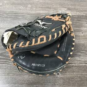 105d Mizuno Prospect Catchers Mitt Gxc 32.5 Inch Youth Baseball Glove Rht 105d Mizuno Prospect Catchers Mitt Gxc 32.5 Inch Youth Baseball Glove Rht