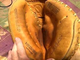 Mt1095 Mizuno 1095 Catchers Mitt Glove-mizuno Professionalmodel-rh Throw-ex Lg.- 10 Shipping