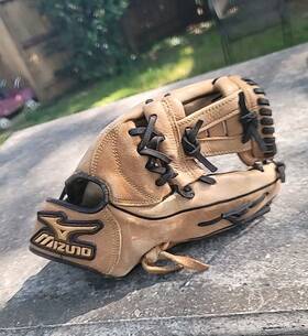 1150a Mizuno Gmvp Series Pro Model Baseball Glove 11.5 Inch Right Hand Throw Rht