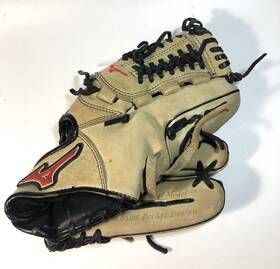 1150s2 Mizuno Diamond Clsc Gdc Professional Model 11.5 Inch Baseball Glove Rht Guc 1150s2 Mizuno Diamond Clsc Gdc Professional Model 11.5 Inch Baseball Glove Rht Guc