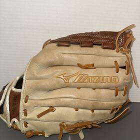 125osfd1cr Mizuno Fast Pitch 12.5 Inches Left Hand Throw Softball Glove -used See Pictures 125osfd1cr Mizuno Fast Pitch 12.5 Inches Left Hand Throw Softball Glove -used See Pictures