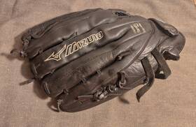 1301f2dbk-right Mizuno 1301f2dbk Supreme Fastpitch Softball Glove Tartan Web 13 Inch Gsp Throw 1301f2dbk-right Mizuno 1301f2dbk Supreme Fastpitch Softball Glove Tartan Web 13 Inch Gsp Throw
