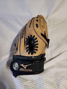 312558r901111150 Mizuno Ballpark 11.5 Inch Right Hand Throw All-purpose Baseball Glove 312558r901111150 Mizuno Ballpark 11.5 Inch Right Hand Throw All-purpose Baseball Glove