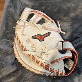 313071.r091.24.3400 Mizuno Mvp Prime Fp 34 Inch Fast Pitch Catchers Mitt White/red /right Handed 313071.r091.24.3400 Mizuno Mvp Prime Fp 34 Inch Fast Pitch Catchers Mitt White/red /right Handed