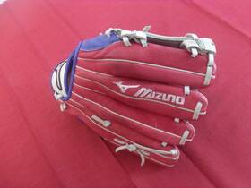 Mizuno 889961231001 Prospect Series Royal Red Deep 3 Baseball Glove Left Hand Throw