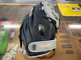 Gfn1250f5 Mizuno 889961684227 Fastpitch Softball Glove 12.5 Inch Black/grey Right Hand Throw Gfn1250f5 Mizuno 889961684227 Fastpitch Softball Glove 12.5 Inch Black/grey Right Hand Throw