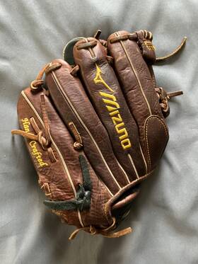 Gcp-41f2 Mizuno Classic Future Pro Youth Glove Gcp 41f Rht Chestnut 11.25 Vnice Hand Made Gcp-41f2 Mizuno Classic Future Pro Youth Glove Gcp 41f Rht Chestnut 11.25 Vnice Hand Made