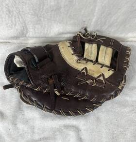 Gfx92rg Mizuno Gxf 92 12.5 Inch Premium Franchise Leather First Base Glove Right Hand Throw Gfx92rg Mizuno Gxf 92 12.5 Inch Premium Franchise Leather First Base Glove Right Hand Throw