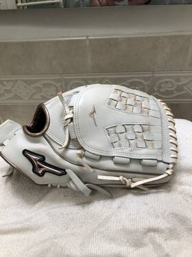 Gmvp-1250fp2dw Mizuno Gmvp-1250sf2dw Women S Lightly Used 12.5 Inch Softball Glove Right Hand Throw Gmvp-1250fp2dw Mizuno Gmvp-1250sf2dw Women S Lightly Used 12.5 Inch Softball Glove Right Hand Throw