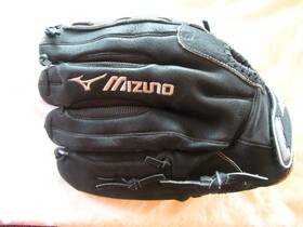 Gpm1401 Mizuno Softball Glove Premier Adult 14 Inch Black Rht - Exceptional
