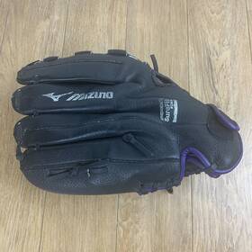 Gpp-1257d5 Mizuno Softball Glove Finch Girls 12.5 Inch Right Hand Throw Black Gpp-1257d5 Mizuno Softball Glove Finch Girls 12.5 Inch Right Hand Throw Black