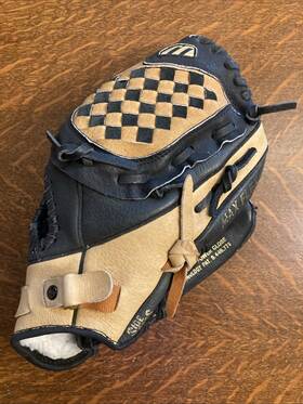 Gpsp1075 Mizuno Prospect Series Youth Baseball Glove 10.75 Inch Power Close Rht Gpsp1075 Mizuno Prospect Series Youth Baseball Glove 10.75 Inch Power Close Rht