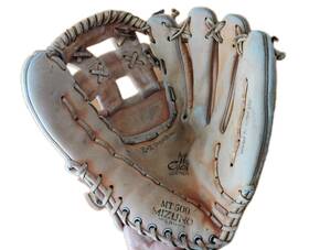 Mmt-500 Mizuno Vintage Baseball Glove Model Right Handed Lite Flex - Please Read Mmt-500 Mizuno Vintage Baseball Glove Model Right Handed Lite Flex - Please Read