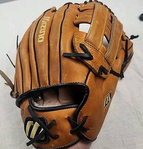 Mpm-1175 Mizuno Premier 11.75 Inch Baseball Softball Glove Right Hand Throw