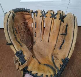 Mpm1250 Mizuno Mpm 1250 Premier 12.5 Inch Softball Baseball Glove Right Hand Throw