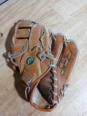 Mt2014 Mizuno Baseball Glove Professional Model Youth Dual Hinge Leather 9 Inch Rht