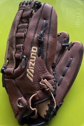Mvt-1275 Mizuno Mvt 1275 Leather Baseball Softball Glove 12.75 Inch Brown Black 5 Finger Mvt-1275 Mizuno Mvt 1275 Leather Baseball Softball Glove 12.75 Inch Brown Black 5 Finger