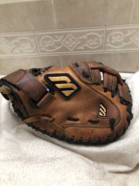 Mvt-c002 Mizuno Victory Series Fully Broken In 33.5 Inch Softball Catchers Mitt Right Throw