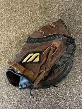 Mvt-c022 Mizuno Women S 33 Inch Fast-pitch Softball Catchers Mitt Right Hand Throw Mvt-c022 Mizuno Women S 33 Inch Fast-pitch Softball Catchers Mitt Right Hand Throw