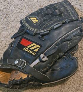 Mwv-504 Mizuno 10.5 Inch World Win Usa Right-handed Throw Baseball Glove Blk