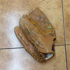 Mz-1301 Mizuno Mz 1301 Steerhide Leather Super Flex Professional Baseball Softball Glove Mz-1301 Mizuno Mz 1301 Steerhide Leather Super Flex Professional Baseball Softball Glove